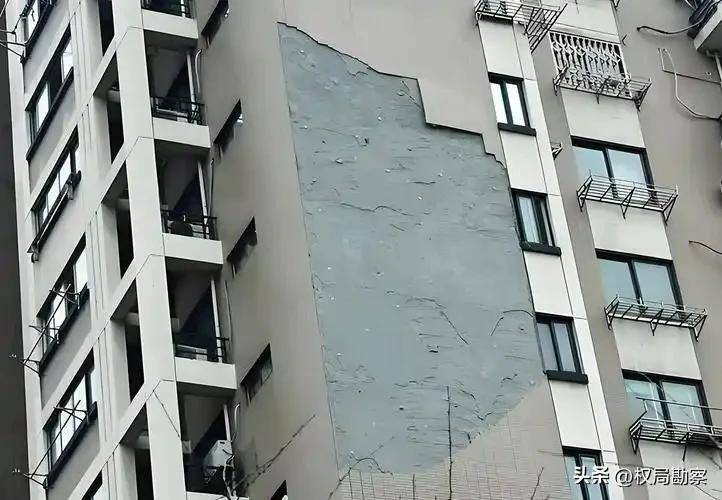 !房企资金紧张就偷工减料新房秒变凯发国际K8又一灰色产业链浮出(图23) !房企资金紧张就偷工减料新房秒变凯发国际K8又一灰色产业链浮出(图23)